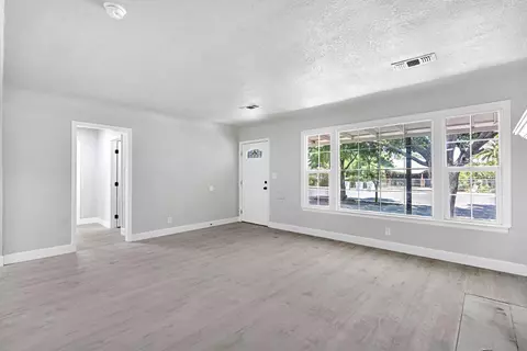 Living - 4416 E Curran Dr, Fresno, CA 93703 photo 3 of 9