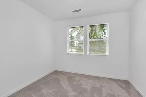 Bedroom - 4035 Braden, Madera, CA 93636 photo 2 of 6