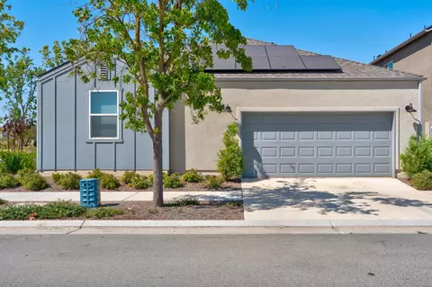 Exterior - 4035 Braden, Madera, CA 93636 photo 15 of 16
