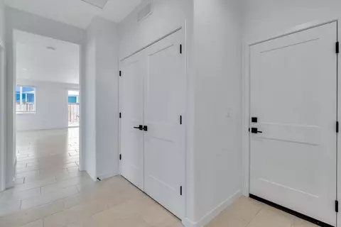 Entry Way - 4035 Braden, Madera, CA 93636 photo 1 of 2