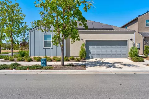 Exterior - 4035 Braden, Madera, CA 93636 photo 3 of 16