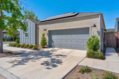 Exterior - 4035 Braden, Madera, CA 93636 photo 16 of 16