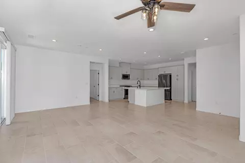 Living - 4035 Braden, Madera, CA 93636 photo 4 of 4