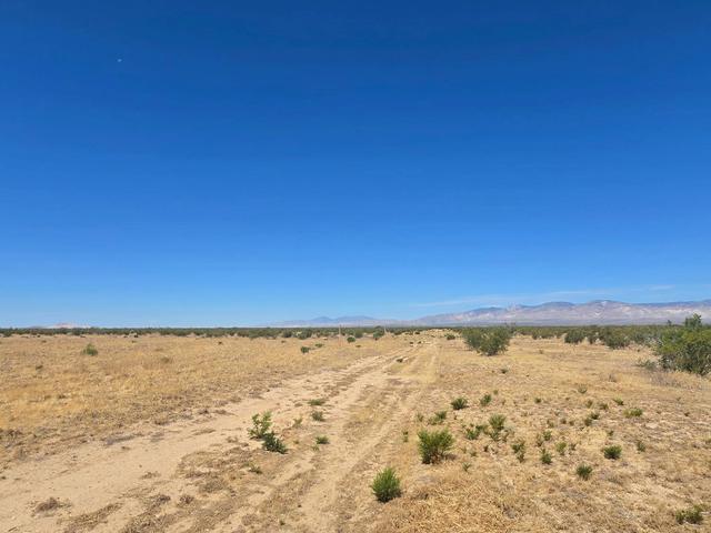 1234 Ryan Ave, California City, CA 93505
