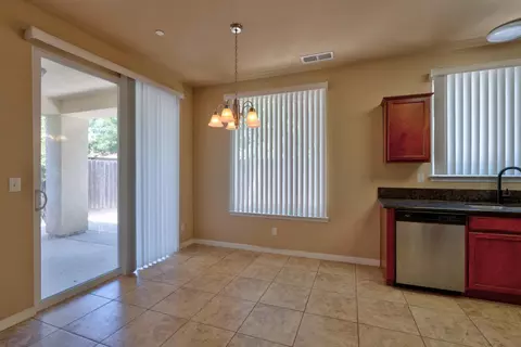 2871 Prato Ln, Clovis, CA 93611 photo 17