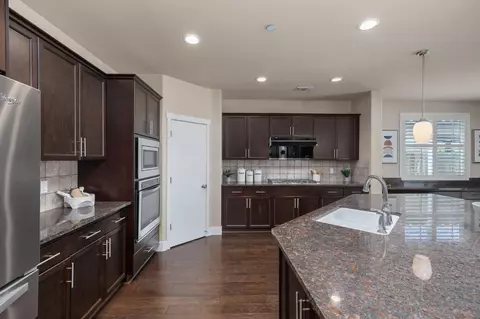 1276 N Redington Ave, Clovis, CA 93619 photo 11