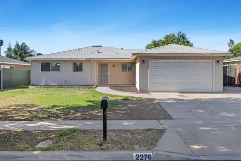 2276 W Gettysburg Ave, Fresno, CA 93705
