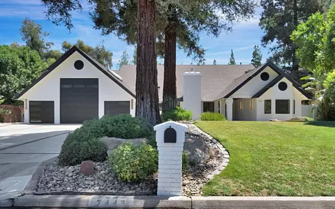 7442 N Tahan Ave, Fresno, CA 93711