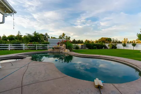 Exterior - 2830 Dunn Rd, Merced, CA 95340 photo 19 of 27