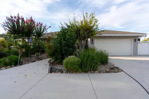 Exterior - 2830 Dunn Rd, Merced, CA 95340 photo 4 of 27