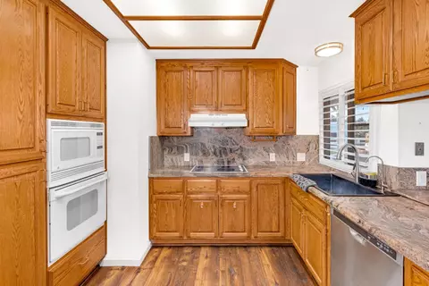 Kitchen - 2830 Dunn Rd, Merced, CA 95340 photo 3 of 3
