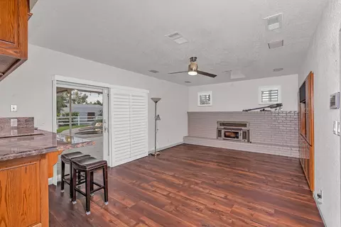 Living - 2830 Dunn Rd, Merced, CA 95340 photo 2 of 6
