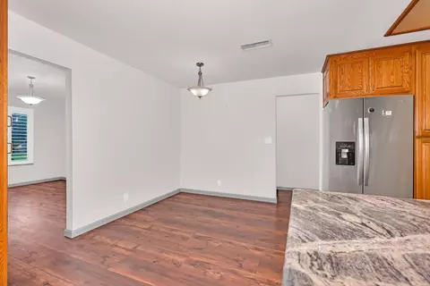 Dining - 2830 Dunn Rd, Merced, CA 95340 photo 1 of 2