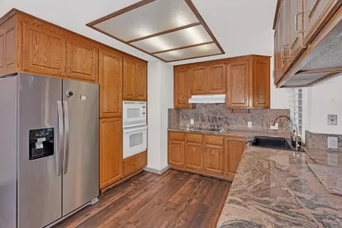 Kitchen - 2830 Dunn Rd, Merced, CA 95340 photo 1 of 3