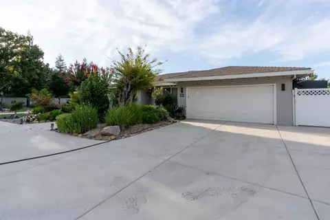 Exterior - 2830 Dunn Rd, Merced, CA 95340 photo 3 of 27
