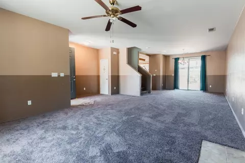 Living - 5145 E Benjamin Ave, Fresno, CA 93727 photo 2 of 3