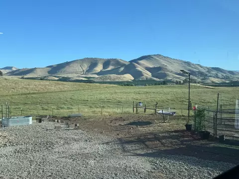0 N A, Sanger, CA 93657 photo 2