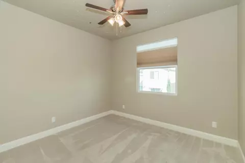 3569 Portals Ave, Clovis, CA 93619 photo 27
