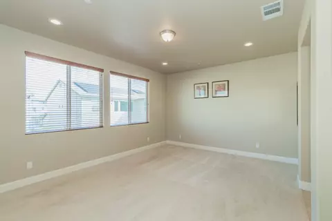 3569 Portals Ave, Clovis, CA 93619 photo 19