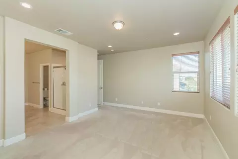 3569 Portals Ave, Clovis, CA 93619 photo 18
