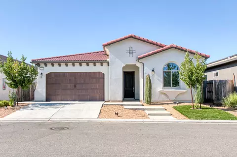 2713 Vermont Ave, Clovis, CA 93619 photo 1
