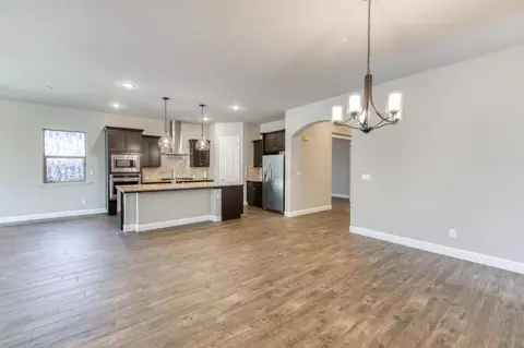 2713 Vermont Ave, Clovis, CA 93619 photo 3