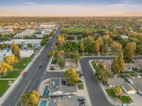 View/Area - 225 N Acacia Ave, Clovis, CA 93612 photo 1 of 3