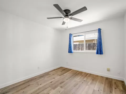 Bedroom - 225 N Acacia Ave, Clovis, CA 93612 photo 5 of 6