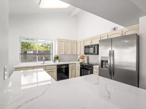 Kitchen - 225 N Acacia Ave, Clovis, CA 93612 photo 2 of 6