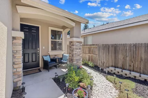 3825 E Cherry Ave, Visalia, CA 93292 photo 5