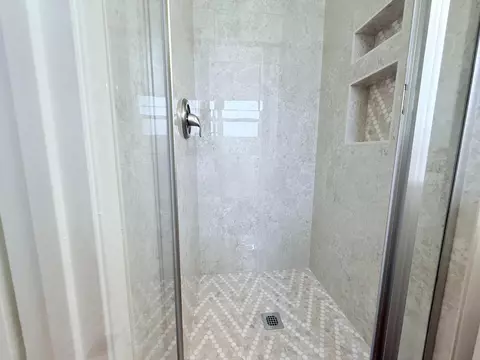 Bath - 1537 Gettysburg Ave, Clovis, CA 93611 photo 6 of 6