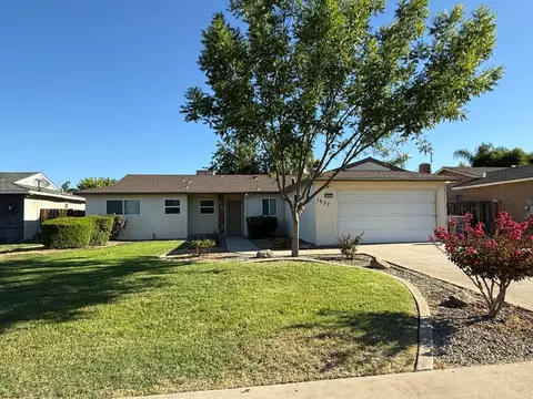 Exterior - 1537 Gettysburg Ave, Clovis, CA 93611 photo 4 of 4