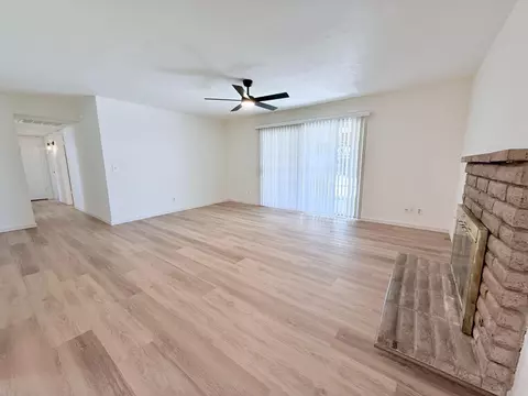 Living - 1537 Gettysburg Ave, Clovis, CA 93611 photo 1 of 3