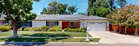 3222 W Dovewood Ln, Fresno, CA 93711