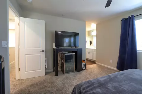Bedroom - 1108 W Encore Way W, Madera, CA 93636 photo 2 of 5