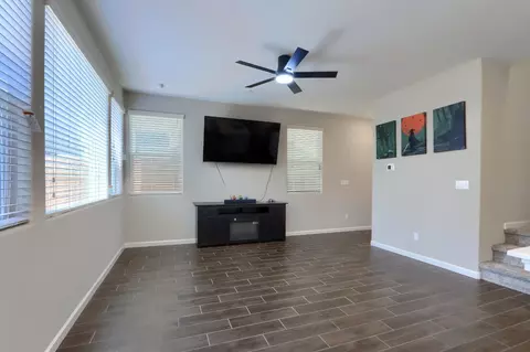 Living - 1108 W Encore Way W, Madera, CA 93636 photo 2 of 4