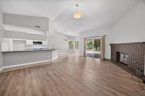 Living - 2539 Stuart Ave, Clovis, CA 93611 photo 3 of 8