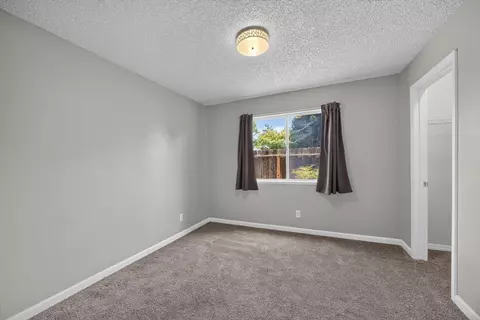 Bedroom - 2539 Stuart Ave, Clovis, CA 93611 photo 4 of 5