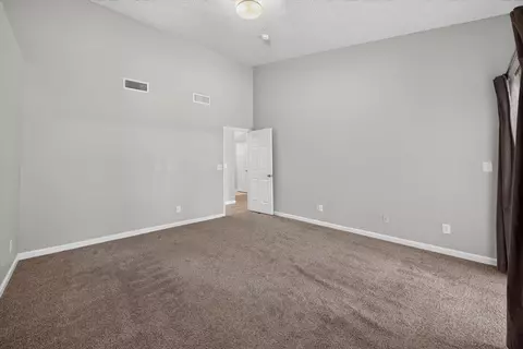 Bedroom - 2539 Stuart Ave, Clovis, CA 93611 photo 1 of 5