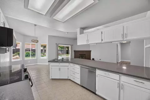 Other - 2539 Stuart Ave, Clovis, CA 93611 photo 2 of 10