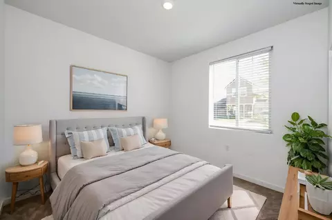Bedroom - 1069 Wolverton Way W, Madera, CA 93636 photo 5 of 6