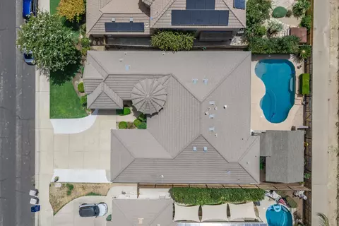 View/Area - 1670 N Filbert Ave, Clovis, CA 93619 photo 1 of 10