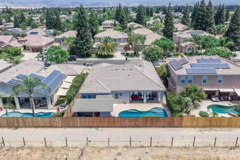 View/Area - 1670 N Filbert Ave, Clovis, CA 93619 photo 5 of 10