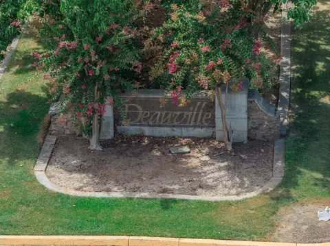 View/Area - 1670 N Filbert Ave, Clovis, CA 93619 photo 9 of 10