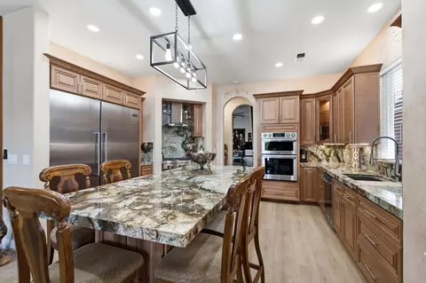 Kitchen - 1670 N Filbert Ave, Clovis, CA 93619 photo 1 of 6