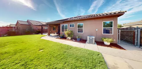 Exterior - 16149 W Ashli Ave, Kerman, CA 93630 photo 9 of 9