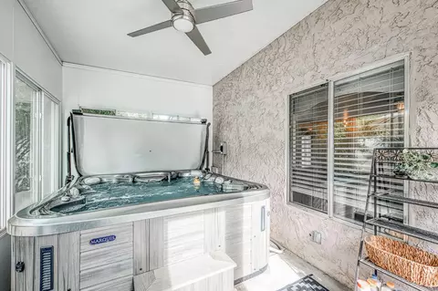 Exterior - 162 N Amber Ave, Clovis, CA 93611 photo 8 of 10