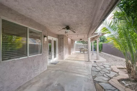Exterior - 162 N Amber Ave, Clovis, CA 93611 photo 4 of 10