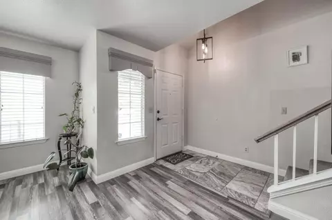 Entry Way - 162 N Amber Ave, Clovis, CA 93611 photo 1 of 3