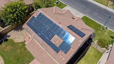 View/Area - 1114 Paradise Dr, Lemoore, CA 93245 photo 6 of 7